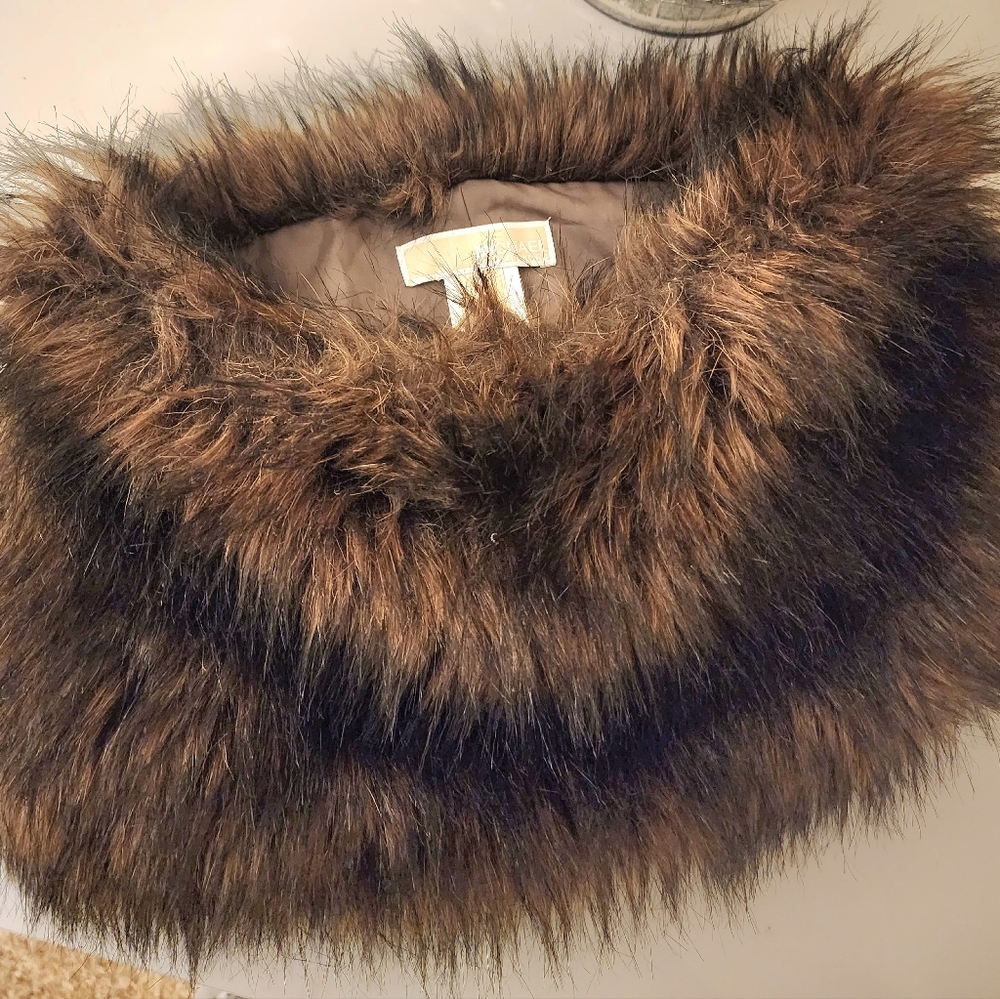 Michael Kors Muffler Infinity Scarf